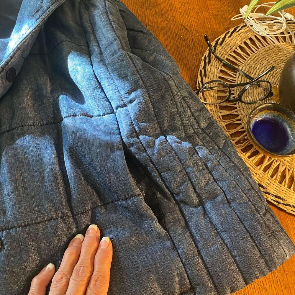 Coldwater Creek quilted vest L - Picture 5 of 5